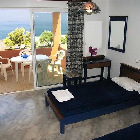 Matzi Hotel apartamentowy Gerani (Chania)